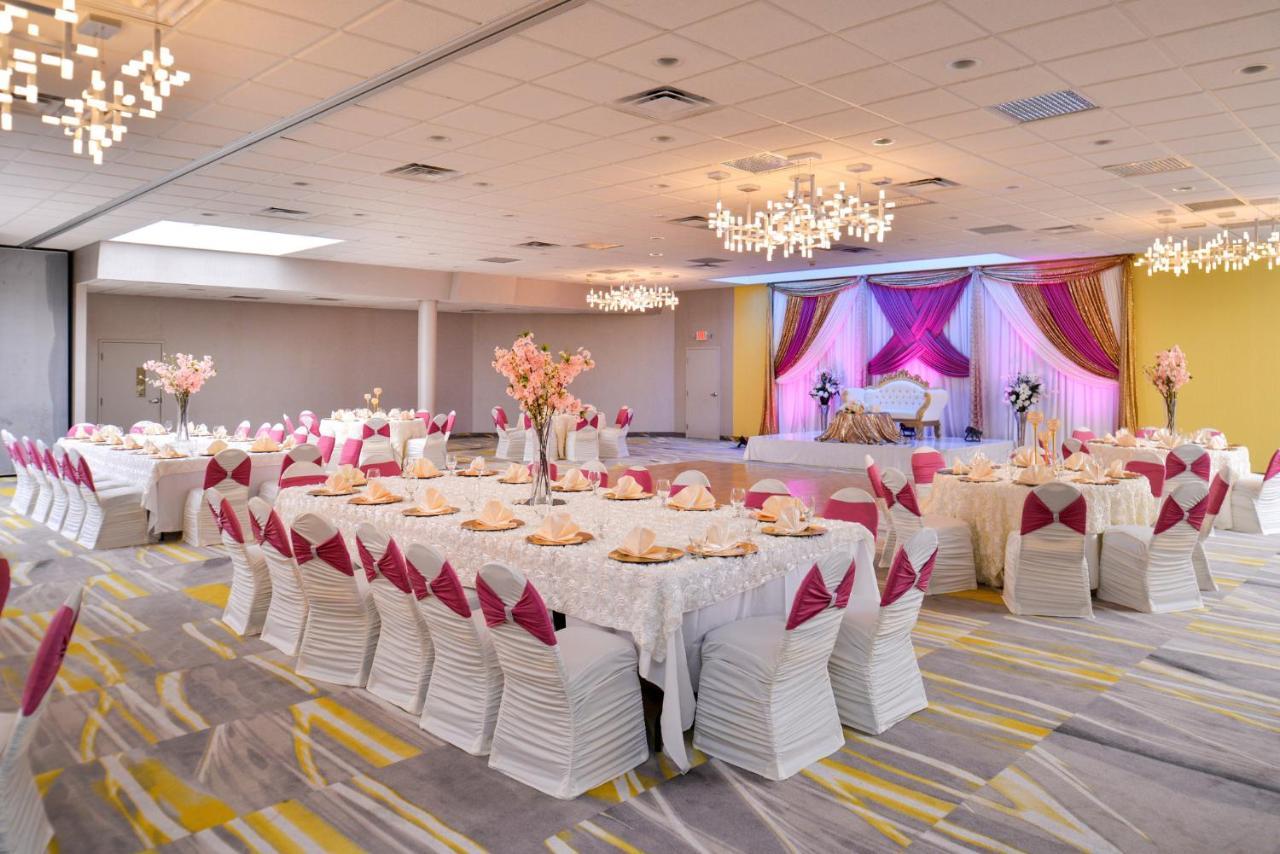 Hotel Dallas-richardson By Ihg 3*
