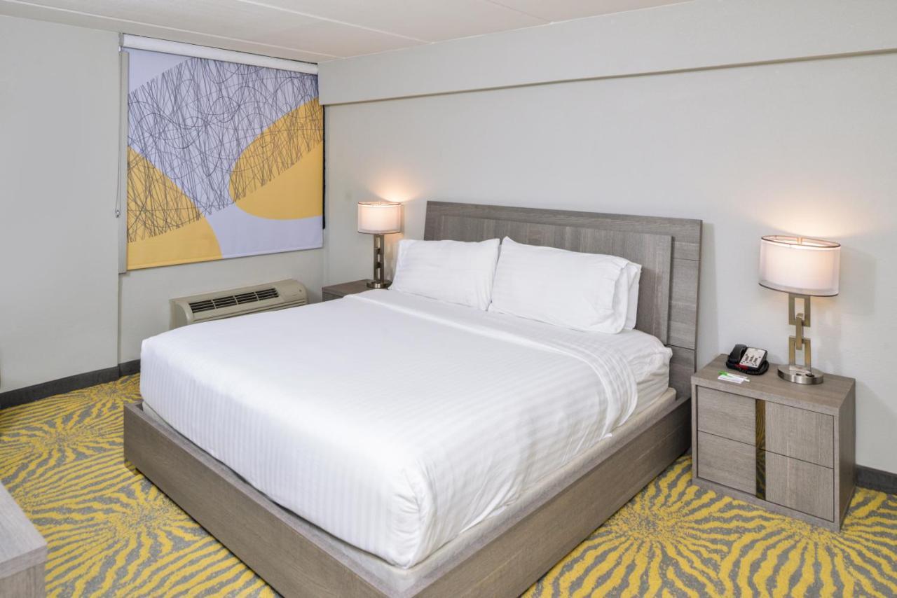Hotel Dallas-richardson By Ihg 3*